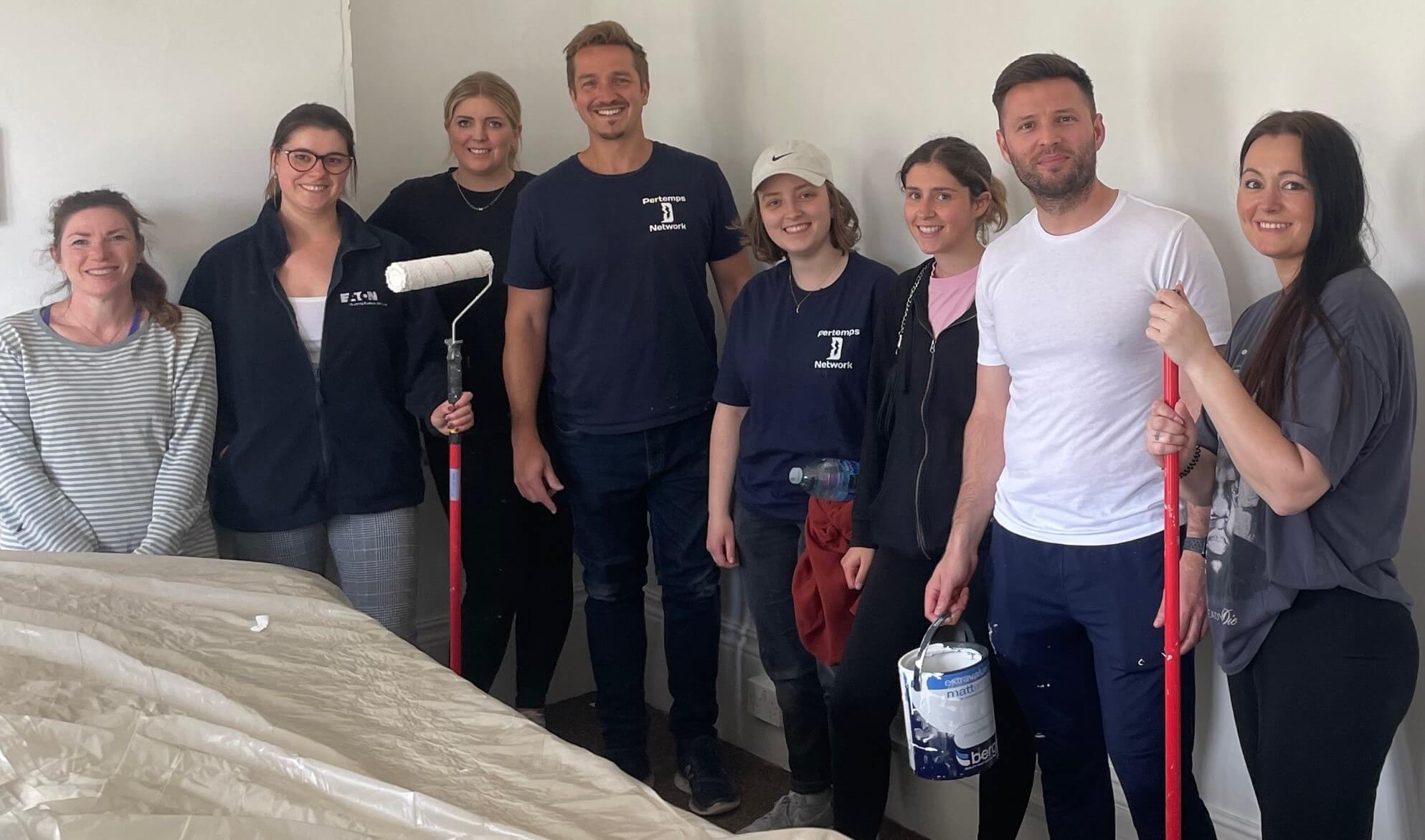 pertemps team volunteering group photo